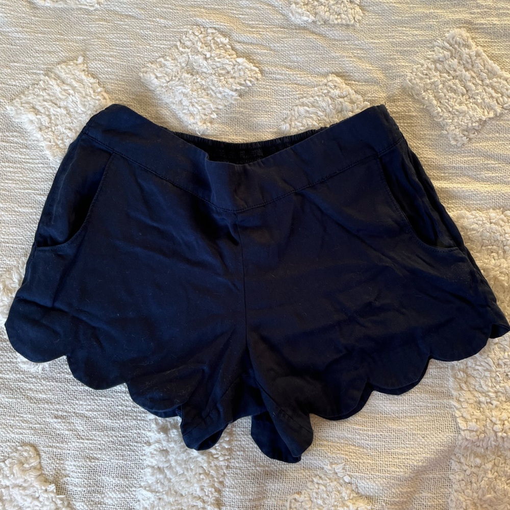 Lily Pulitzer scalloped shorts
